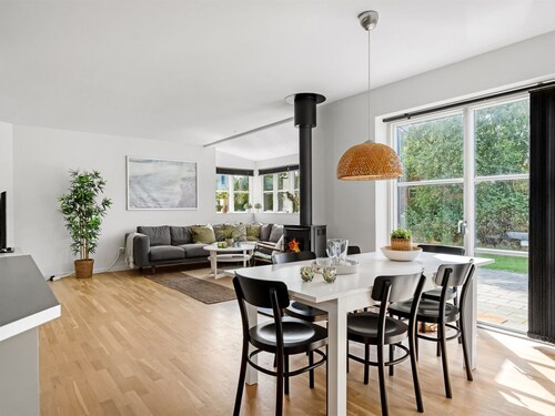 "Marijanne" - 500m from the sea by Interhome