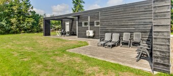 "Edda" - 400m from the sea by Interhome