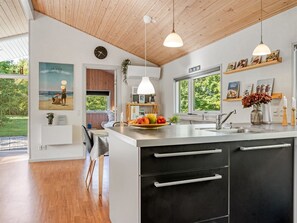 Interior - "Barne" - 4km from the sea by Interhome (Sæby)