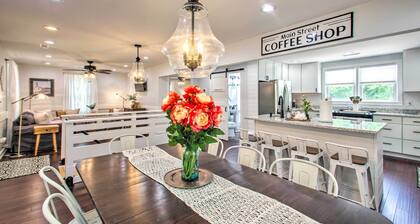 Comfortable 3-bedroom, 2-bath farmhouse-style home with three king bedrooms. Enjoy a fully equipped kitchen, spacious living areas, and a peaceful setting near wineries, trails, and scenic drives—ideal for families, couples, or relaxed group stays.