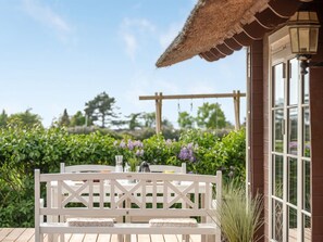 Outdoor dining - "Ginnie" - 300m from the sea by Interhome (Millinge)