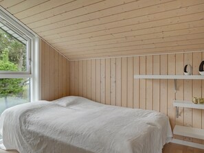 4 bedrooms, WiFi