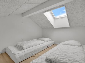 5 bedrooms, WiFi
