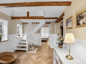 4 bedrooms, WiFi