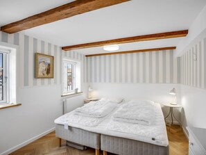 4 bedrooms, WiFi
