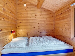 2 bedrooms, WiFi - "Beatrix" - 700m from the sea by Interhome (Læsø)