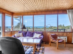 Televisión, chimenea