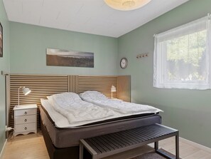 3 bedrooms, WiFi