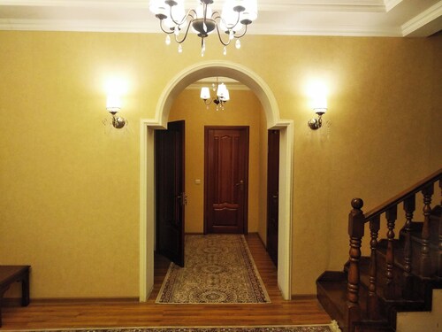 3 floor quite cottage wtih scenic view to mountains in Dushanbe