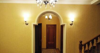 3 floor quite cottage wtih scenic view to mountains in Dushanbe