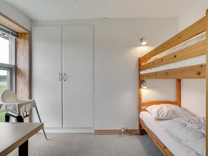 3 bedrooms, internet