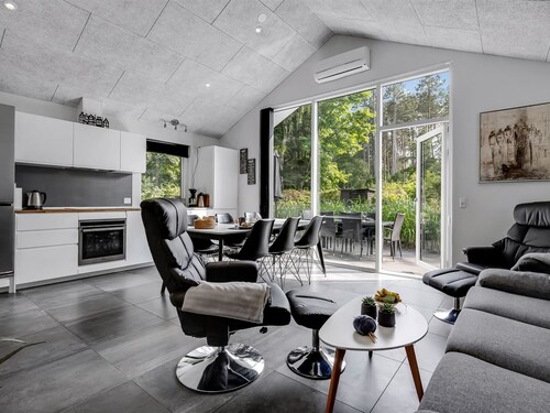 "Sunja" - 450m from the sea by Interhome