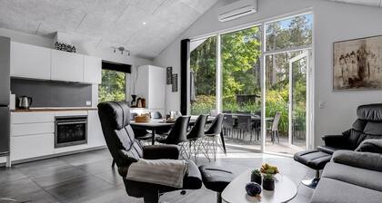 "Sunja" - 450m from the sea by Interhome