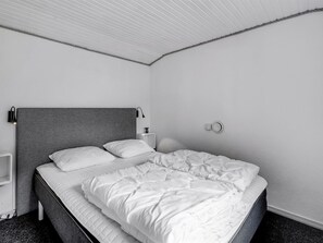 3 bedrooms, WiFi