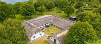 "Tatiane" - 10km from the sea by Interhome