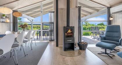 "Asko" - 350m from the sea by Interhome