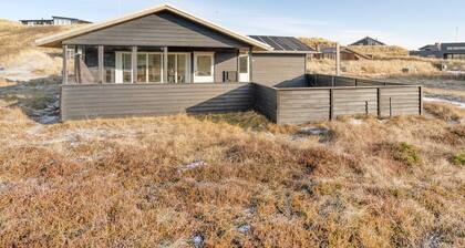 "Meike" - 300m from the sea by Interhome