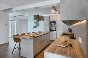 Villa | 5 bedrooms - Artsi in Svetvin Enat (Svetvincenat)