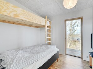 3 bedrooms, internet