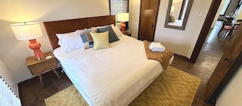 Urban South City Retreat