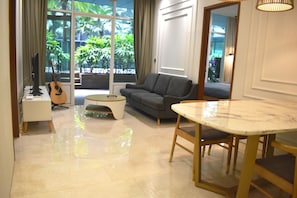 Interior - KlCC Sksuites with Private Balcony and Terrace (Kuala Lumpur)
