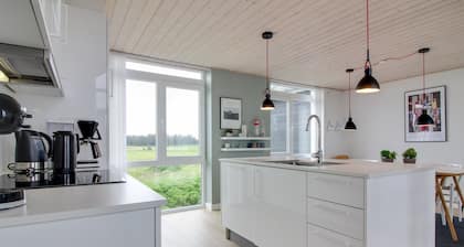 "Adna" - 700m from the sea by Interhome