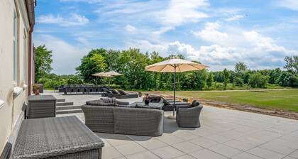 "Niki" - 15km from the sea by Interhome