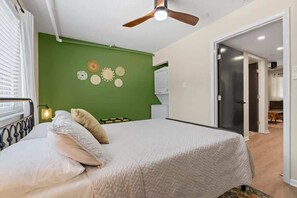 1 habitación, tabla de planchar con plancha, wifi y ropa de cama 