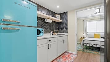 1 makuuhuone, silitysrauta/-lauta, Wi-Fi, vuodevaatteet