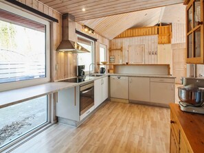 Fridge, microwave, oven, dishwasher - "Edy" - 25km from the sea by Interhome (Toftlund)