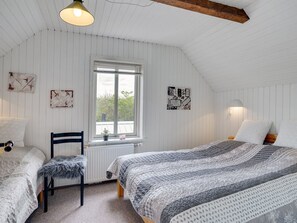 2 bedrooms, WiFi - "Nevis" - 1.5km from the sea by Interhome (Lemvig)