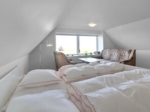 2 bedrooms, Internet
