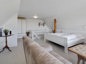 2 bedrooms, Internet