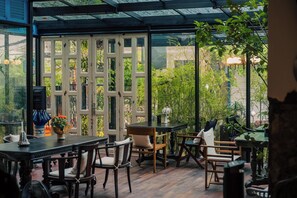 Restaurant - Amanaki Thao Dien (Ho Chi Minh City)
