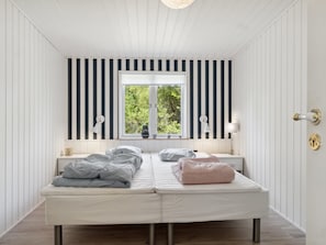 4 chambres, accès à Internet
