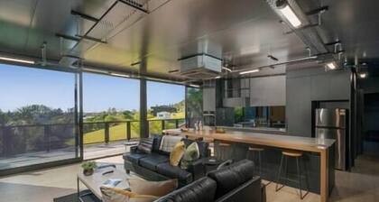 Hosts on the coast - Panorama Vista