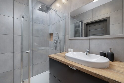 Family Apartment in Czyżyny | Parking and Balcony
