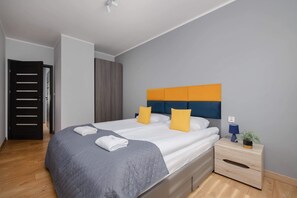 2 dormitorios, tabla de planchar con plancha, wifi y ropa de cama