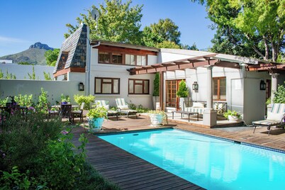 5 Seasons Guesthouse