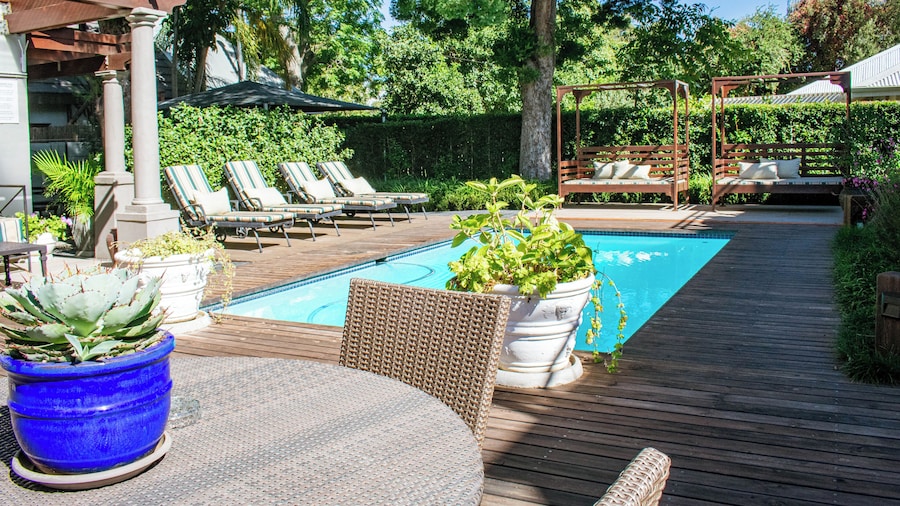 5 Seasons Guesthouse