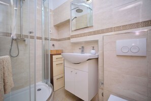 Apartment | Bathroom - Apartment Galeriana Palace by Litto (Split)