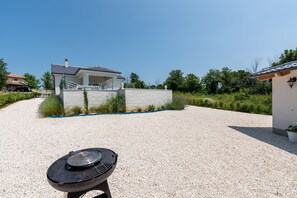 2 عدّة غرف نوم