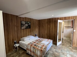 4 chambres, lit parapluie, Wi-Fi gratuit, draps fournis