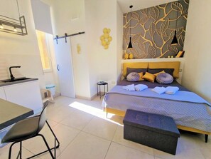 1 chambre, accès au Wi-Fi (inclus), literie fournie