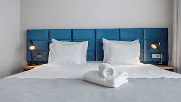 Habitación Confort | 1 habitación, caja de seguridad en la habitación y escritorio