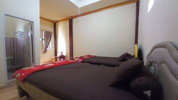Standard Twin Room | Free WiFi, bed sheets