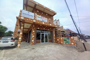 Mặt tiền nơi lưu trú