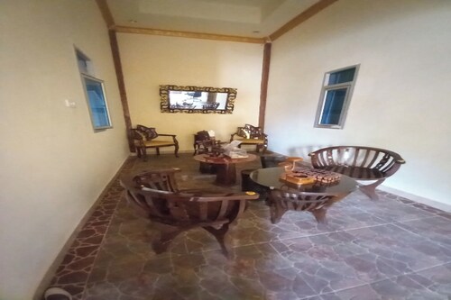 OYO 90731 E-kreasi Home