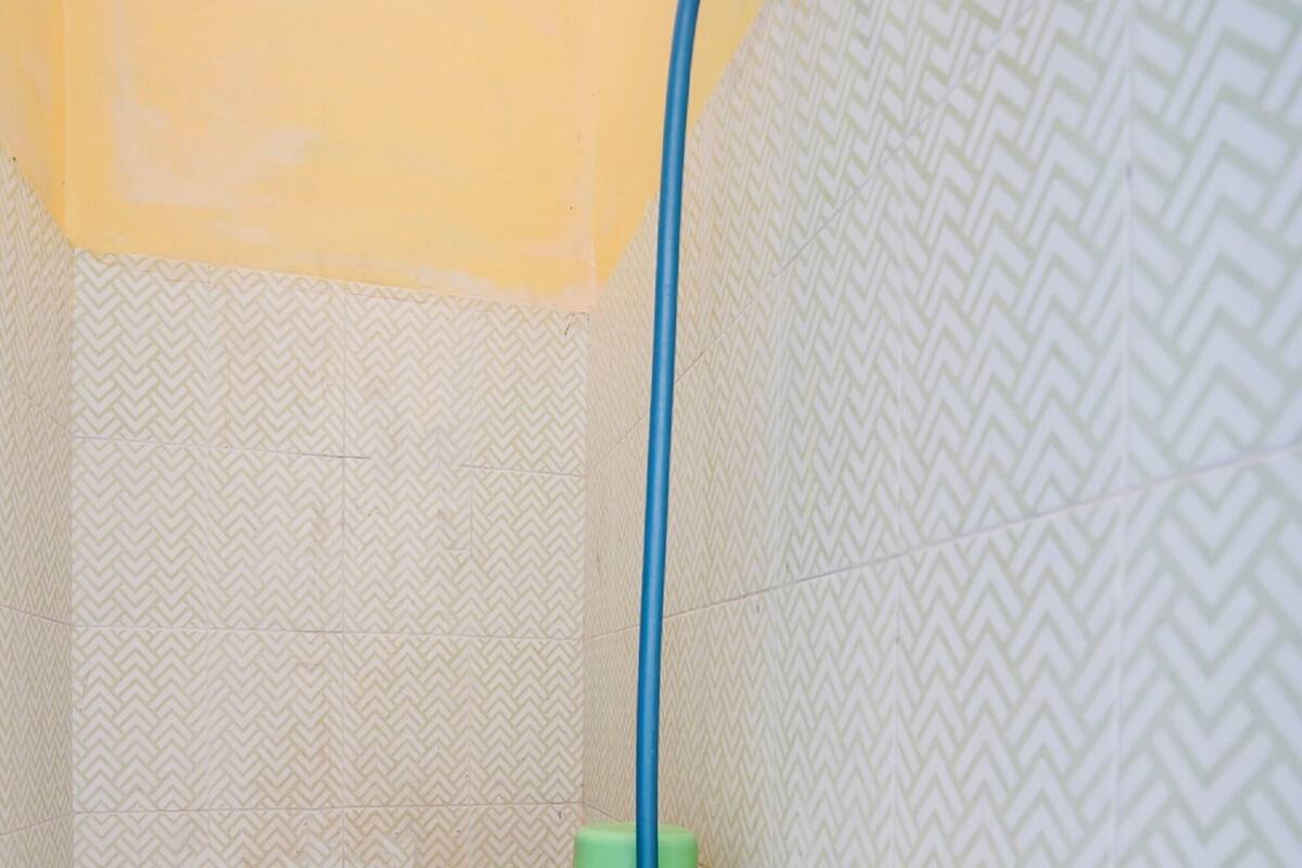 basic double room | free wifi, bed sheets