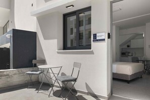 Exterior - Phaedrus Living: Alkminis Seaside Suites Sand (Paphos)